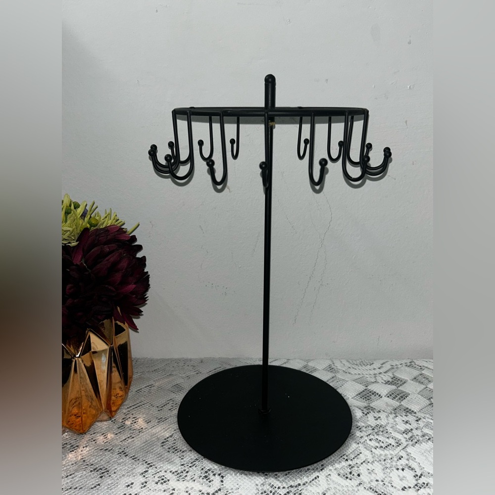 Elegant Black Metal Jewelry Stand